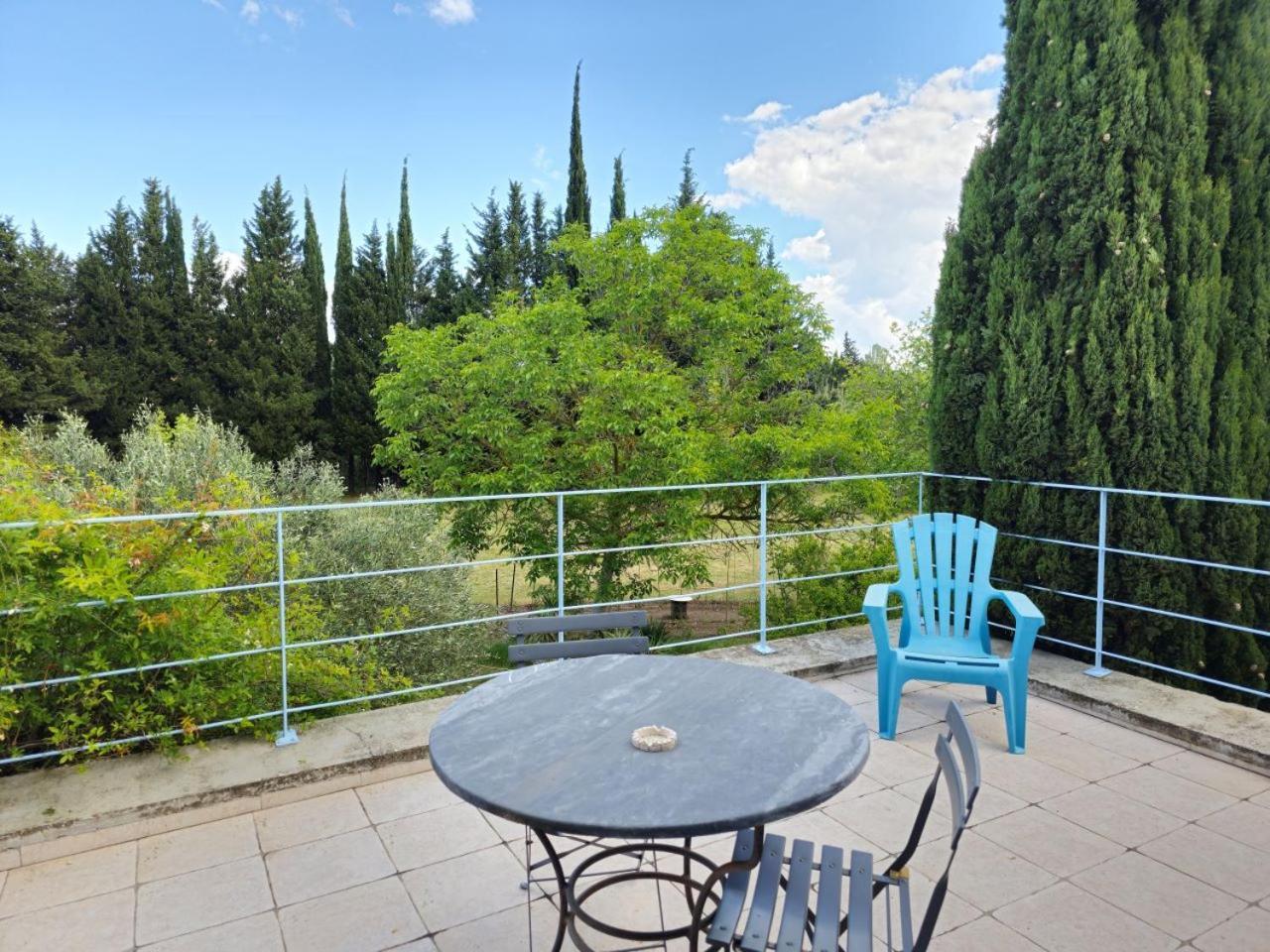 Ancien Mas Du Moulin Bed and Breakfast Eygalières Εξωτερικό φωτογραφία