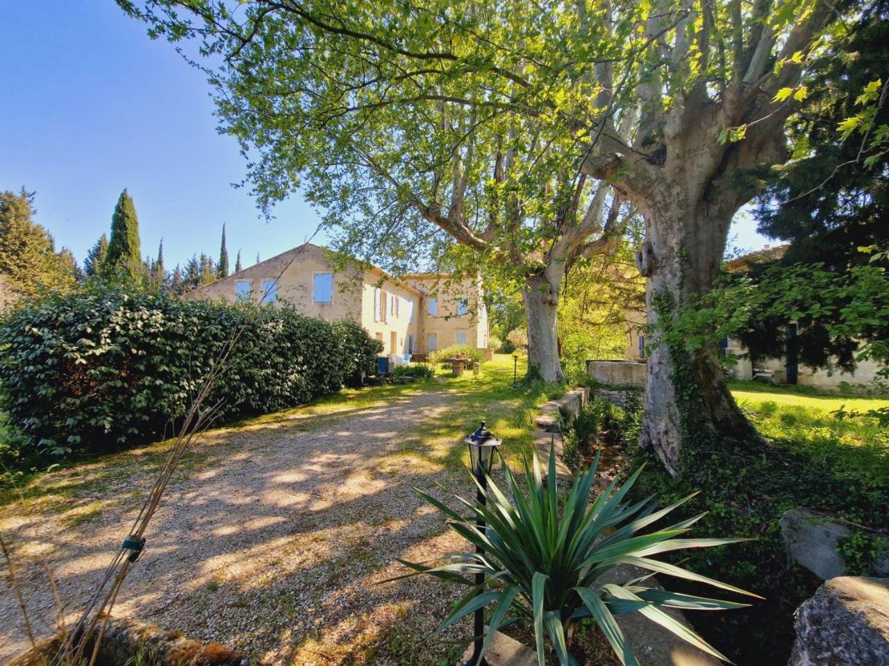 Ancien Mas Du Moulin Bed and Breakfast Eygalières Εξωτερικό φωτογραφία